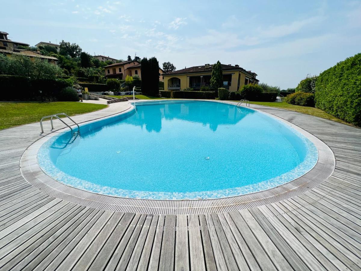 Suite And Pool Castion Veronese ภายนอก รูปภาพ