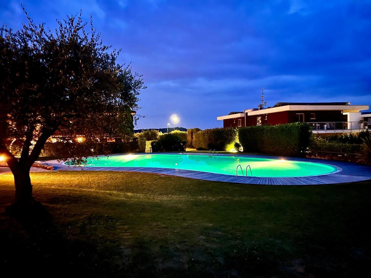 Suite And Pool Castion Veronese ภายนอก รูปภาพ