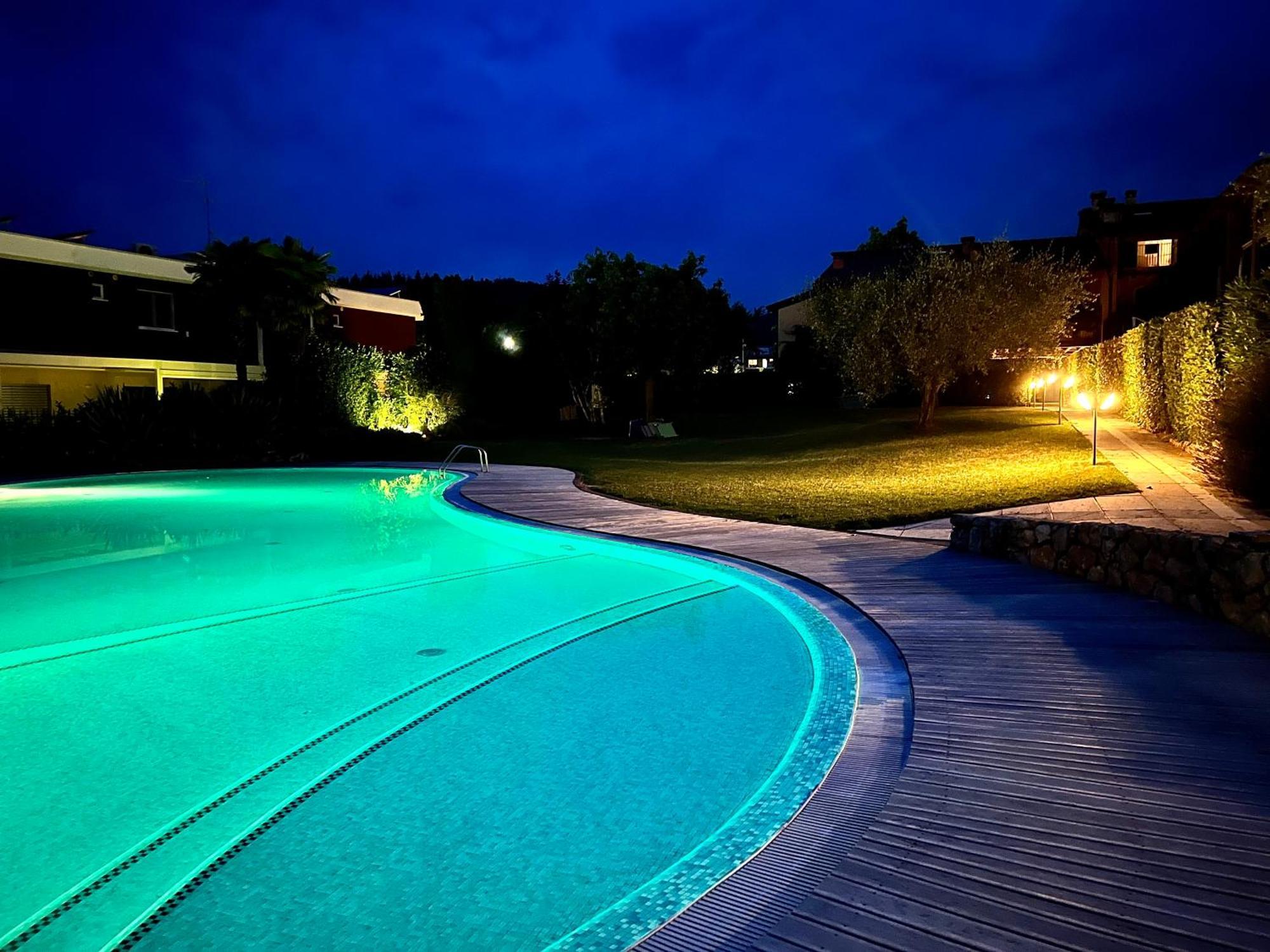 Suite And Pool Castion Veronese ภายนอก รูปภาพ